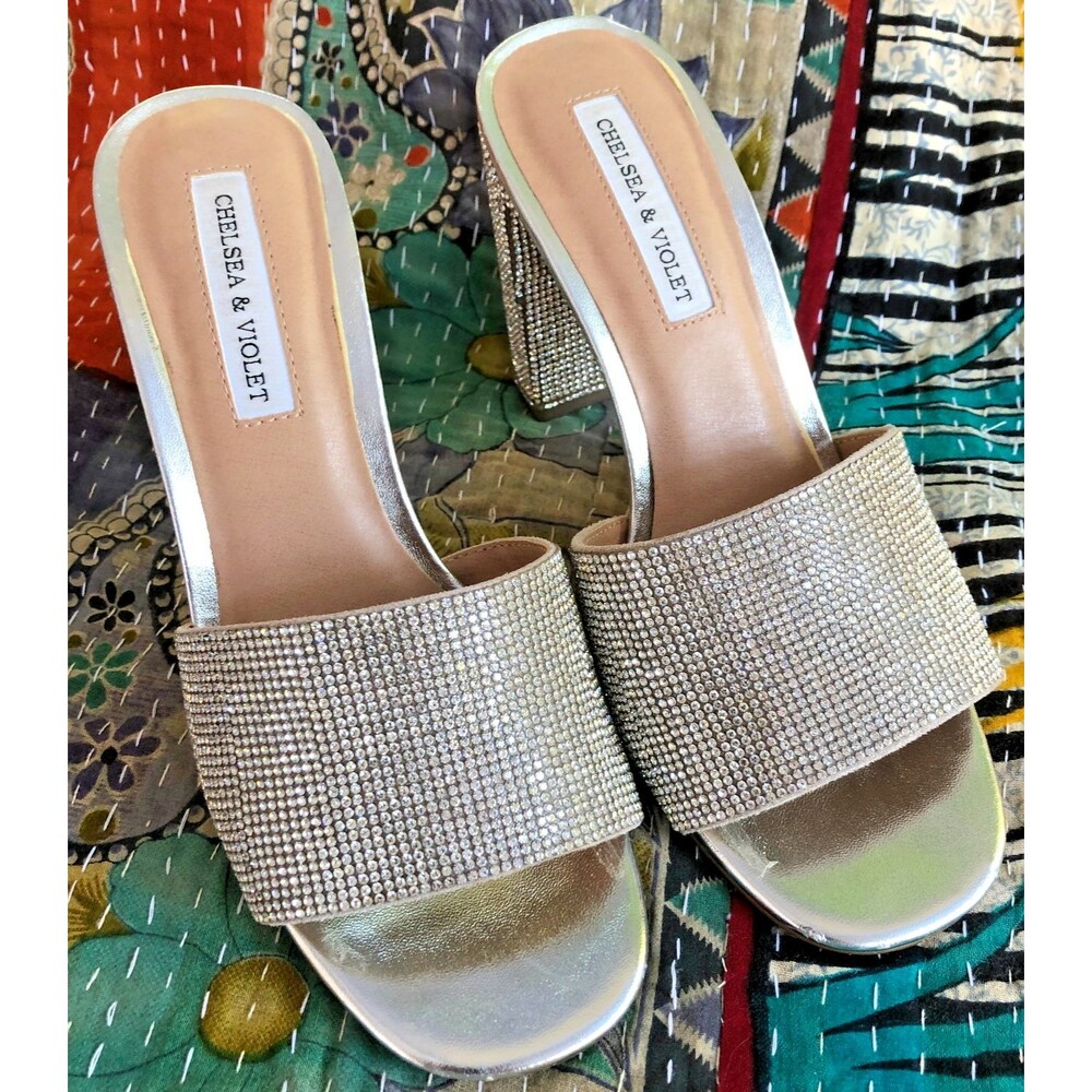 Chelsea & Violet Bella Silver Rhinestone Block Heels Size 7M SPARKLE!!